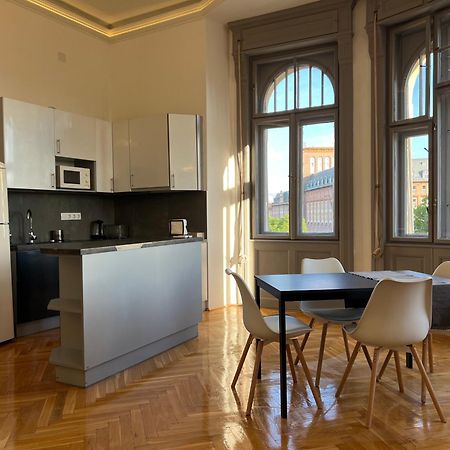 F14 Guesthouse Budapest Eksteriør billede