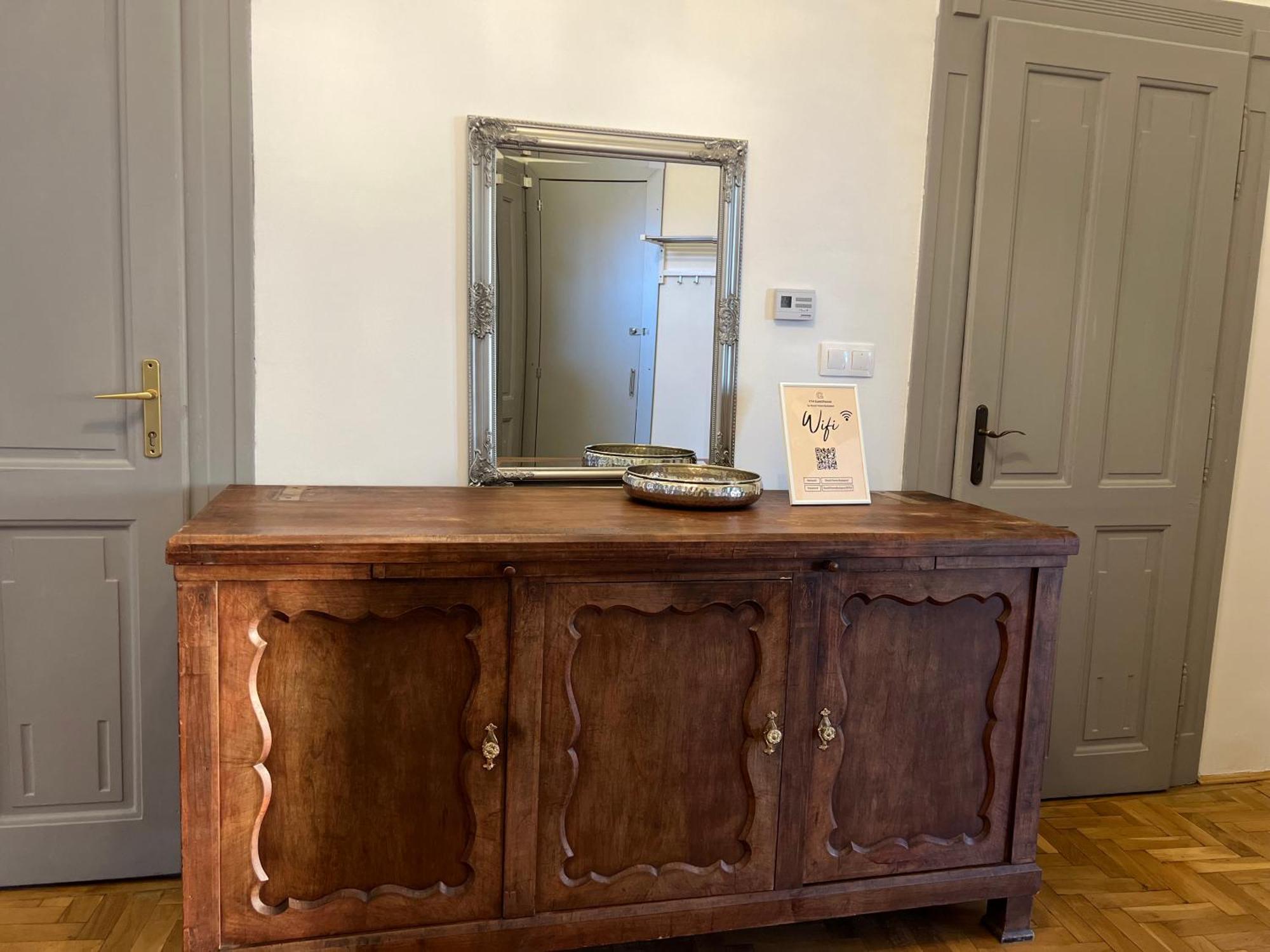 F14 Guesthouse Budapest Eksteriør billede