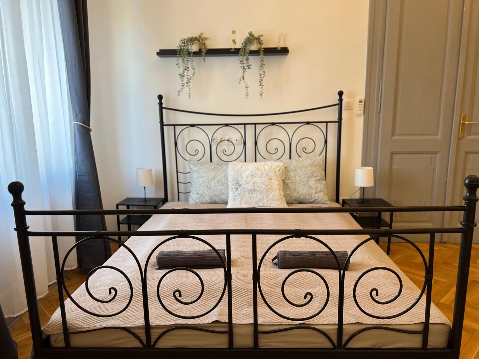 F14 Guesthouse Budapest Eksteriør billede